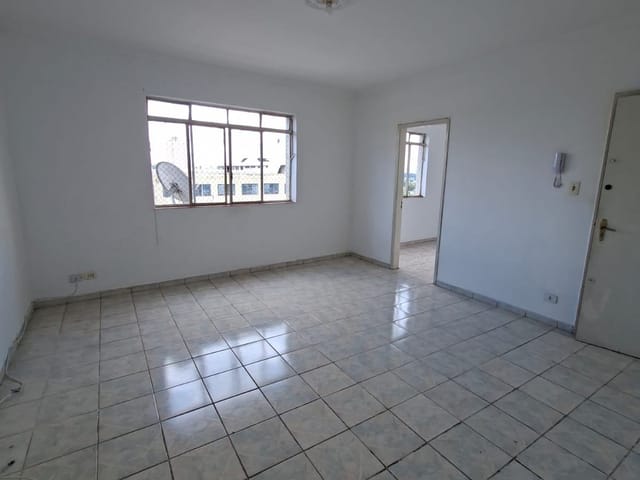 Apartamento 3 quartos e 2 banheiros, para alugar, no bairro Vila Nivi em São Paulo