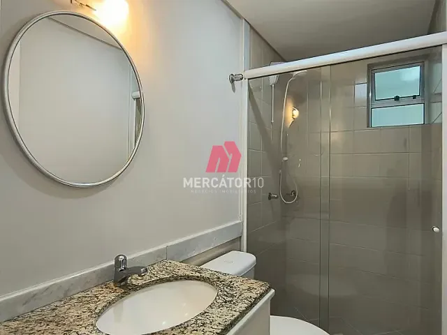 Apartamento 2 quartos e 2 banheiros, para alugar, no bairro Victor Konder em Blumenau