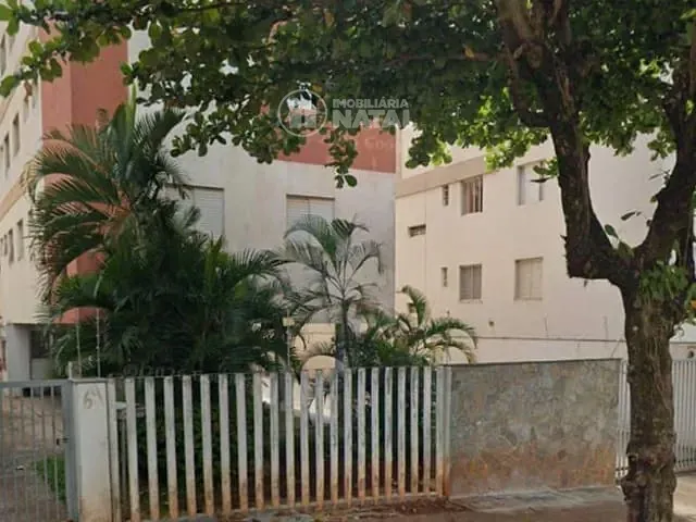 Apartamento com 110m² 3 quartos e 2 banheiros, para alugar, no bairro Jardim América em Londrina