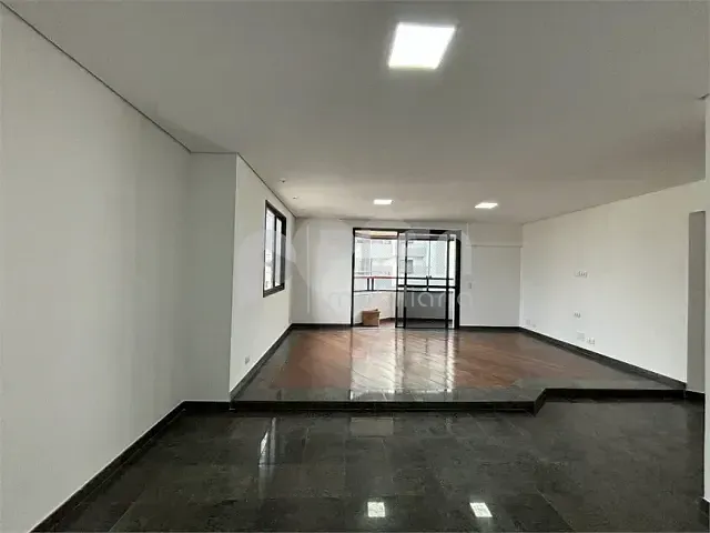 Apartamento 4 quartos e 3 banheiros, à venda, no bairro Santa Teresinha em São Paulo