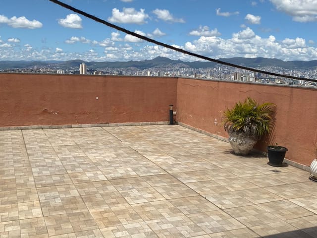 Cobertura / Penthouse com 242m² 5 quartos e 3 banheiros, à venda, no bairro Engenho Nogueira em Belo Horizonte