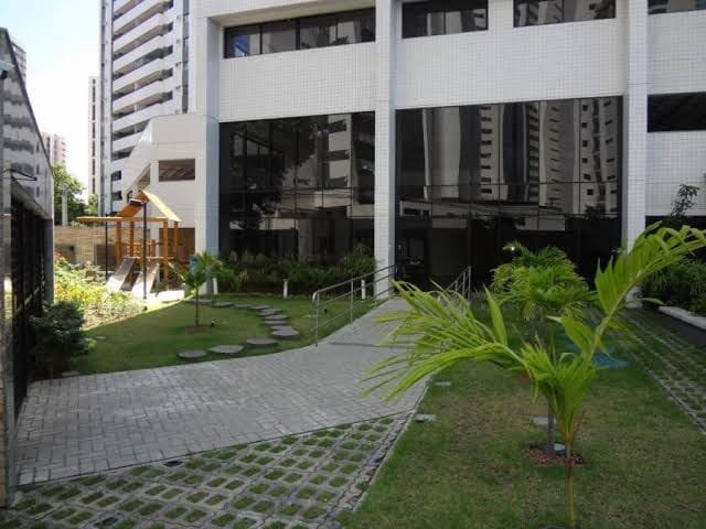 Foto do Apartamento - Ótimo apartamento no Edf. Maria Luiza, com 105m², 3 quartos, sendo 1 com suíte e closet, varanda, sala para 2 ambientes, 2 vagas. Lazer. Rosarinho, Recife/PE. | Tânia Macêdo Imóveis