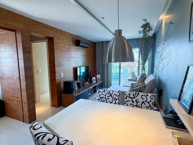 Apartamento com 75m² 2 quartos e 2 banheiros, à venda, no bairro Riviera Fluminense em Macaé