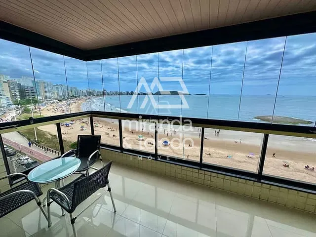 Apartamento com 177m² 3 quartos e 4 banheiros, à venda, no bairro Praia do Morro em Guarapari