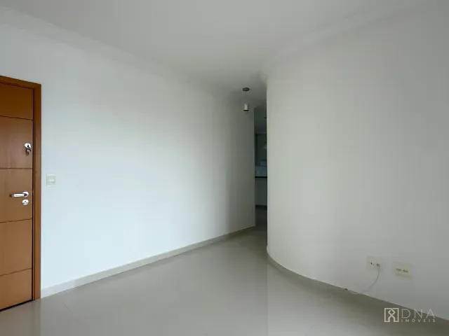 Apartamento 2 quartos e 2 banheiros, à venda, no bairro Parque Industrial em São José dos Campos
