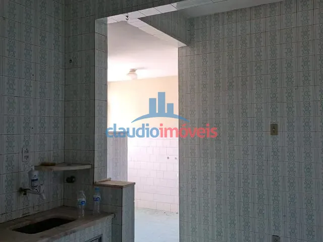 Apartamento 2 quartos e 1 banheiro, para alugar, no bairro Centro em Barra Mansa