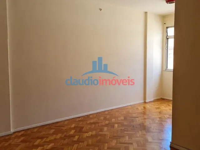Apartamento 2 quartos e 1 banheiro, para alugar, no bairro Centro em Barra Mansa