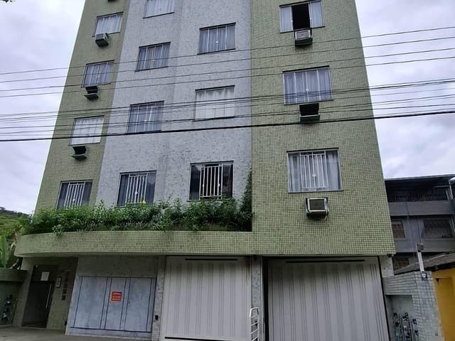 Apartamento 2 quartos e 1 banheiro, à venda, no bairro Menezes em Cataguases