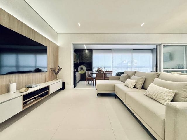 Apartamento 3 quartos e 2 banheiros, à venda, no bairro Centro em Cambé