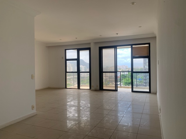 Apartamento com 90m² 2 quartos e 1 banheiro, à venda, no bairro Recreio dos Bandeirantes em Rio de Janeiro