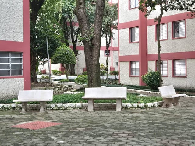 Apartamento 2 quartos e 1 banheiro, à venda ou para alugar, no bairro Vila Constança em São Paulo