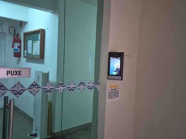 Apartamento 2 quartos e 1 banheiro, à venda ou para alugar, no bairro Vila Constança em São Paulo