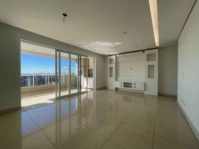 Apartamento com 197m² 3 quartos e 3 banheiros, à venda, no bairro Gleba Palhano em Londrina