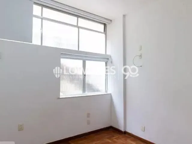 Apartamento com 40m² 1 quarto e 1 banheiro, à venda, no bairro catete em Rio de Janeiro