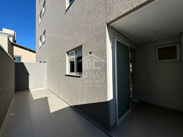 Apartamento com 106m² 3 quartos e 2 banheiros, à venda, no bairro Três Marias em São José dos Pinhais