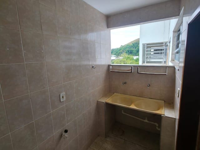 Apartamento 3 quartos e 1 banheiro, à venda, no bairro Vila Tereza em Cataguases