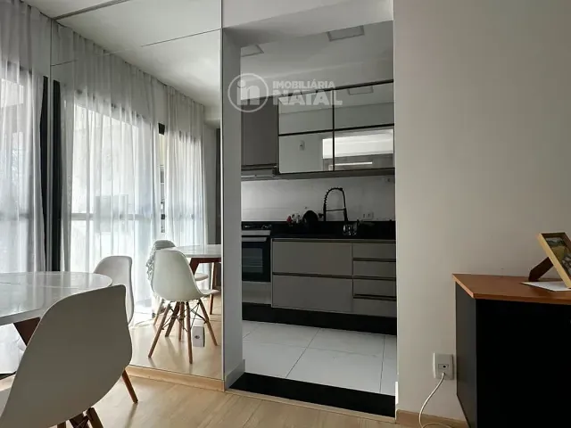 Apartamento com 90m² 3 quartos e 2 banheiros, para alugar, no bairro Parque Jamaica em Londrina