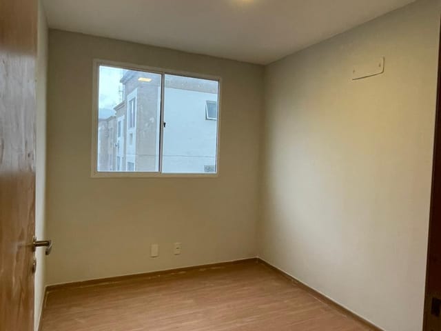 Apartamento 2 quartos e 1 banheiro, à venda, no bairro Cosmos em Rio de Janeiro