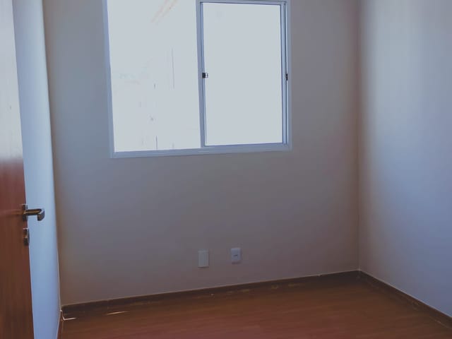 Apartamento 2 quartos e 1 banheiro, à venda, no bairro Cosmos em Rio de Janeiro