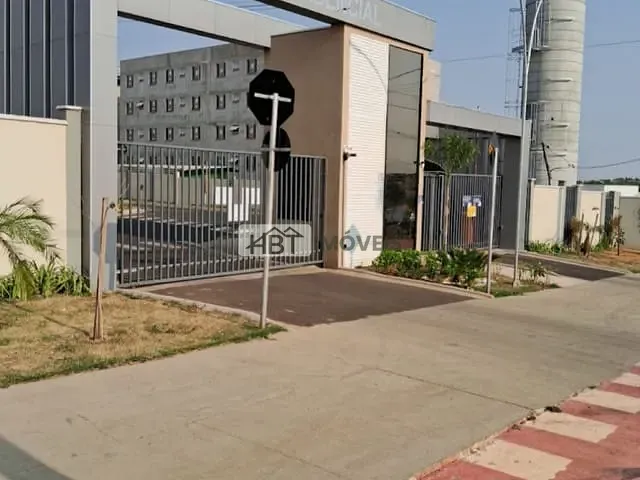 Apartamento 2 quartos e 1 banheiro, à venda ou para alugar, no bairro Parque Viaduto em Bauru