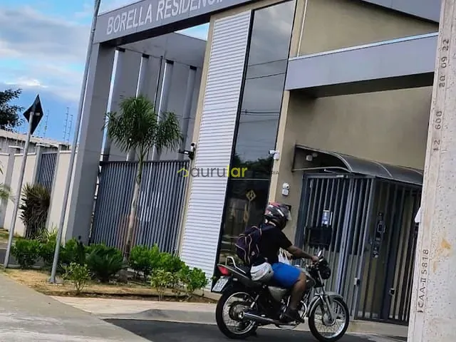 Apartamento 2 quartos e 1 banheiro, à venda ou para alugar, no bairro Parque Viaduto em Bauru