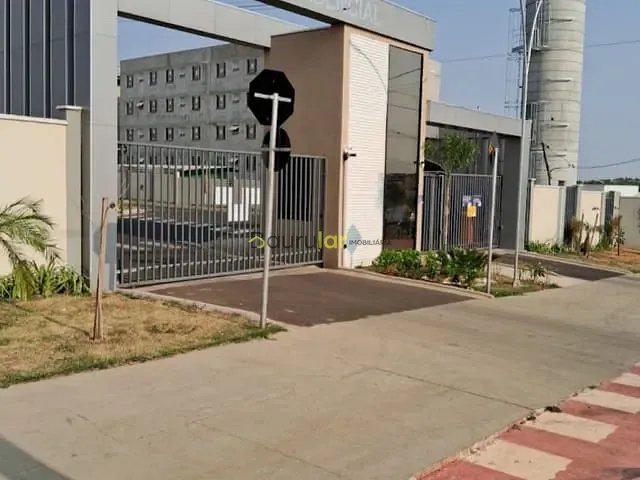 Apartamento 2 quartos e 1 banheiro, à venda ou para alugar, no bairro Parque Viaduto em Bauru