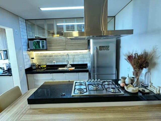 Apartamento 2 quartos e 2 banheiros, à venda, no bairro Conjunto Residencial Trinta e Um de Março em São José dos Campos