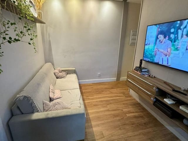 Apartamento 2 quartos e 2 banheiros, à venda, no bairro Conjunto Residencial Trinta e Um de Março em São José dos Campos