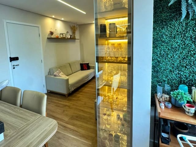 Apartamento 2 quartos e 2 banheiros, à venda, no bairro Conjunto Residencial Trinta e Um de Março em São José dos Campos