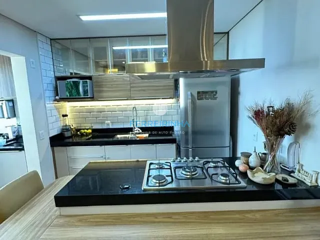 Apartamento 2 quartos e 2 banheiros, à venda, no bairro Conjunto Residencial Trinta e Um de Março em São José dos Campos