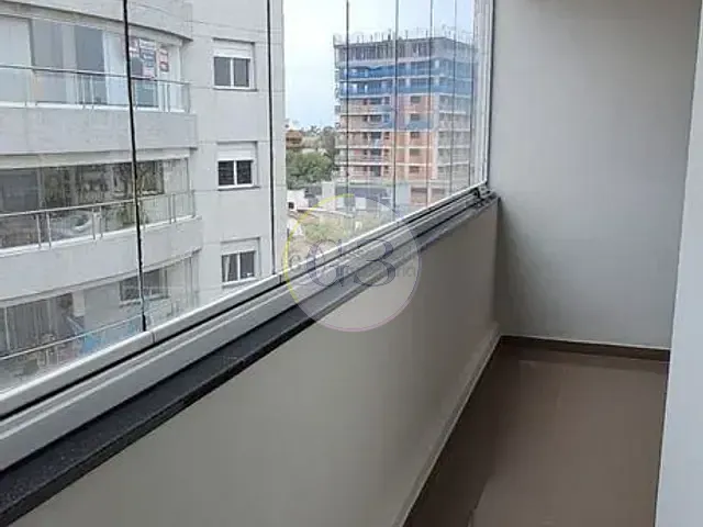 Apartamento 2 quartos e 2 banheiros, para alugar, no bairro Centro em Pelotas