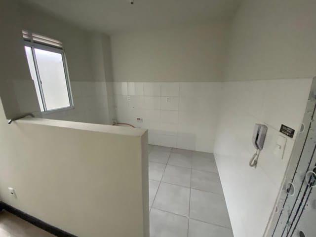 Apartamento 2 quartos e 1 banheiro, para alugar, no bairro Jardim Ana Eliza em Cambé