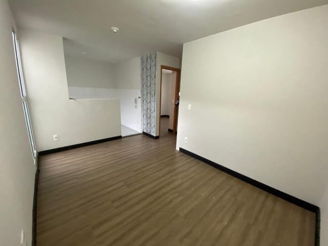 Apartamento 2 quartos e 1 banheiro, para alugar, no bairro Jardim Ana Eliza em Cambé