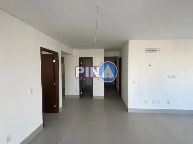 Apartamento com 187m² 3 quartos e 5 banheiros, à venda, no bairro Setor Bueno em Goiânia