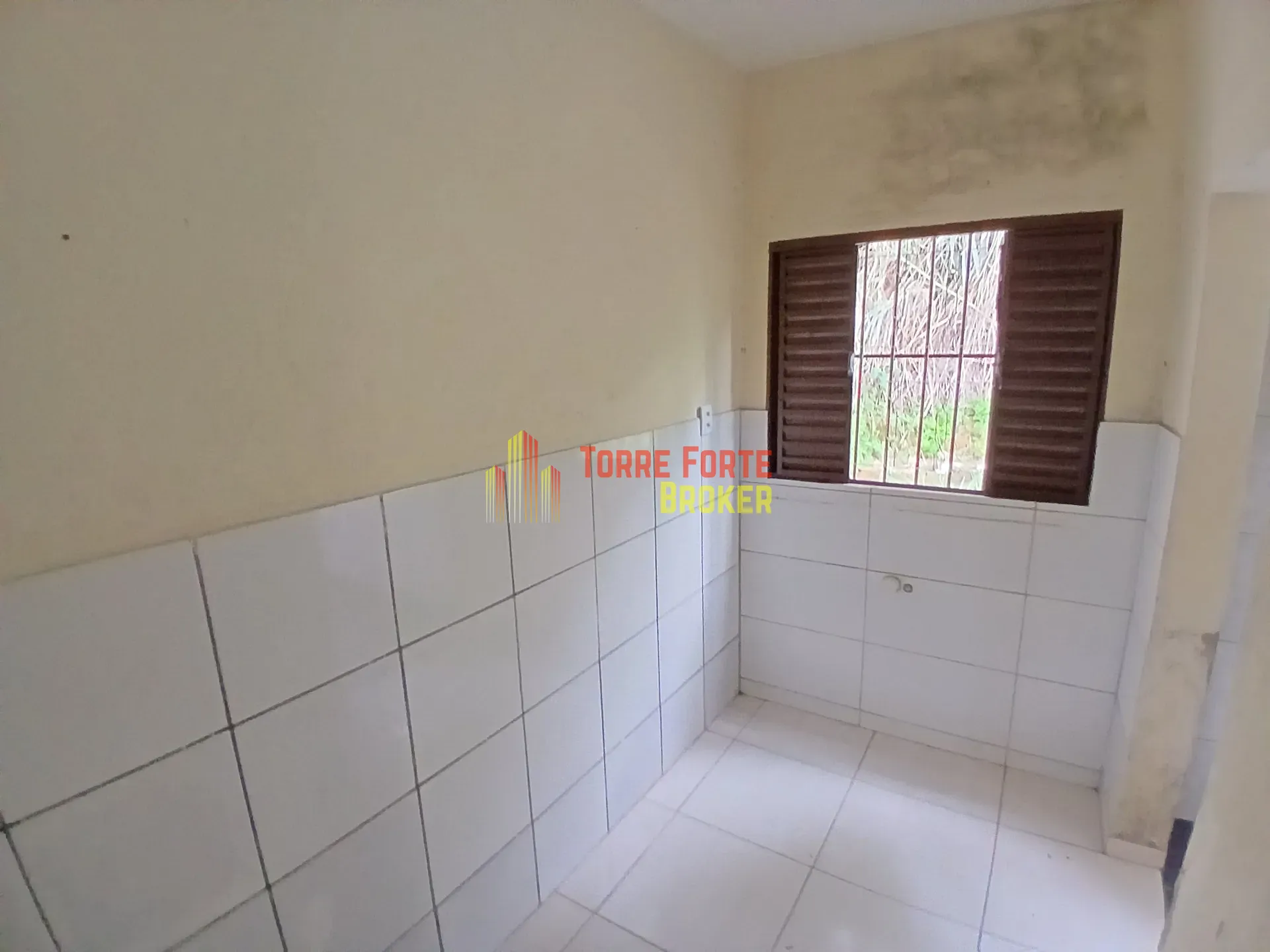 Casa, 1 quarto, 30 m² - Foto 1