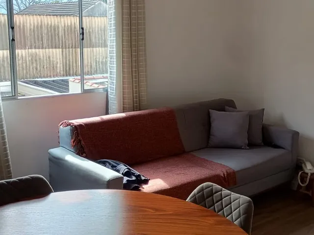 Apartamento 2 quartos e 1 banheiro, para alugar, no bairro Jardim Armênia em Mogi das Cruzes
