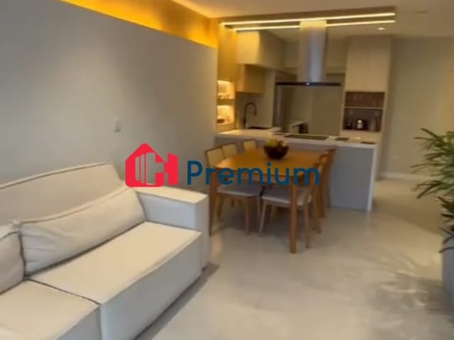 Apartamento 2 quartos e 2 banheiros, à venda, no bairro Ipanema em Rio de Janeiro