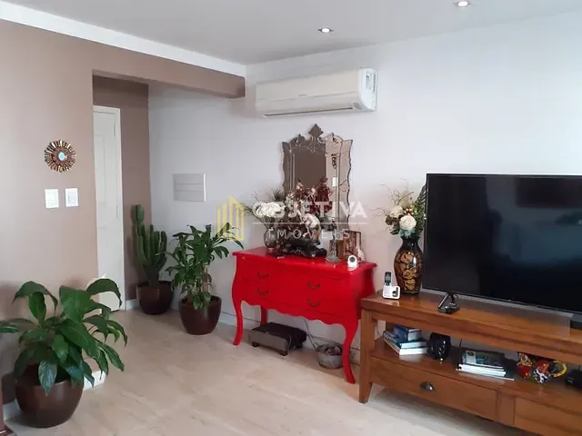 Apartamento com 144m² 3 quartos e 3 banheiros, à venda, no bairro Independência em Porto Alegre