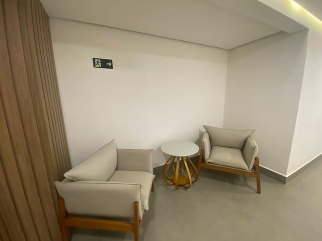 Apartamento com 90m² 1 quarto e 1 banheiro, à venda ou para alugar, no bairro Jardim Elvira Dias em Poços de Caldas