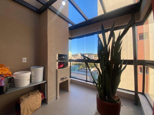 Apartamento com 90m² 1 quarto e 1 banheiro, à venda ou para alugar, no bairro Jardim Elvira Dias em Poços de Caldas