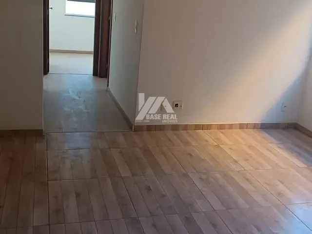 Apartamento com 55m² 3 quartos e 2 banheiros, à venda, no bairro Centro em Guarapuava