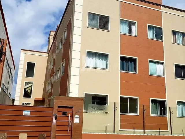 Apartamento com 55m² 3 quartos e 2 banheiros, à venda, no bairro Centro em Guarapuava