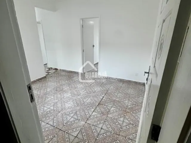 Apartamento com 60m² 2 quartos e 1 banheiro, à venda, no bairro Jardim Conceiçãozinha em Guarujá