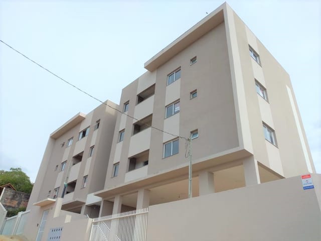 Apartamento com 75m² 2 quartos e 1 banheiro, à venda, no bairro Olarias em Ponta Grossa