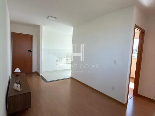 Apartamento 2 quartos e 1 banheiro, à venda, no bairro Chácaras São Pedro em Aparecida de Goiânia