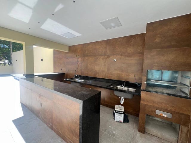 Apartamento 2 quartos e 1 banheiro, à venda, no bairro Serrano em Belo Horizonte