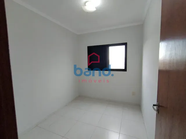 Apartamento 3 quartos e 2 banheiros, para alugar, no bairro CENTRO em Porto Feliz