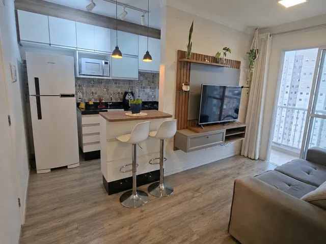 Apartamento 2 quartos e 1 banheiro, para alugar, no bairro Parque Vitória em São Paulo
