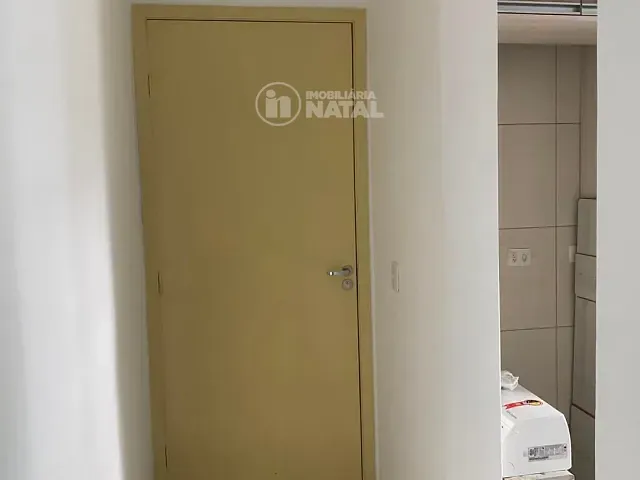 Apartamento com 80m² 2 quartos e 1 banheiro, para alugar, no bairro Gleba Fazenda Palhano em Londrina