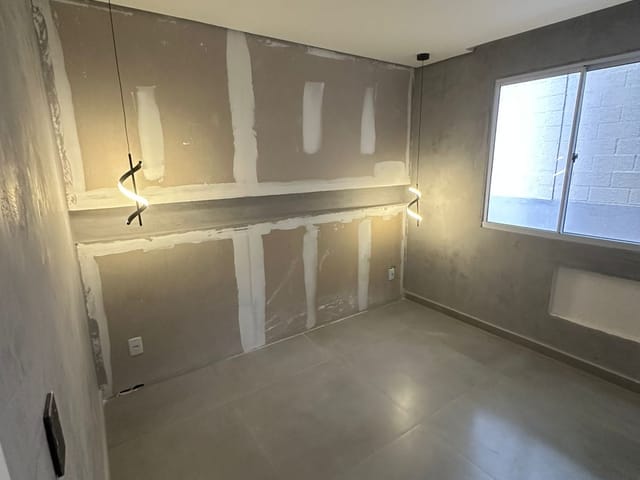 Apartamento 2 quartos e 1 banheiro, à venda, no bairro Campo Grande em Rio de Janeiro